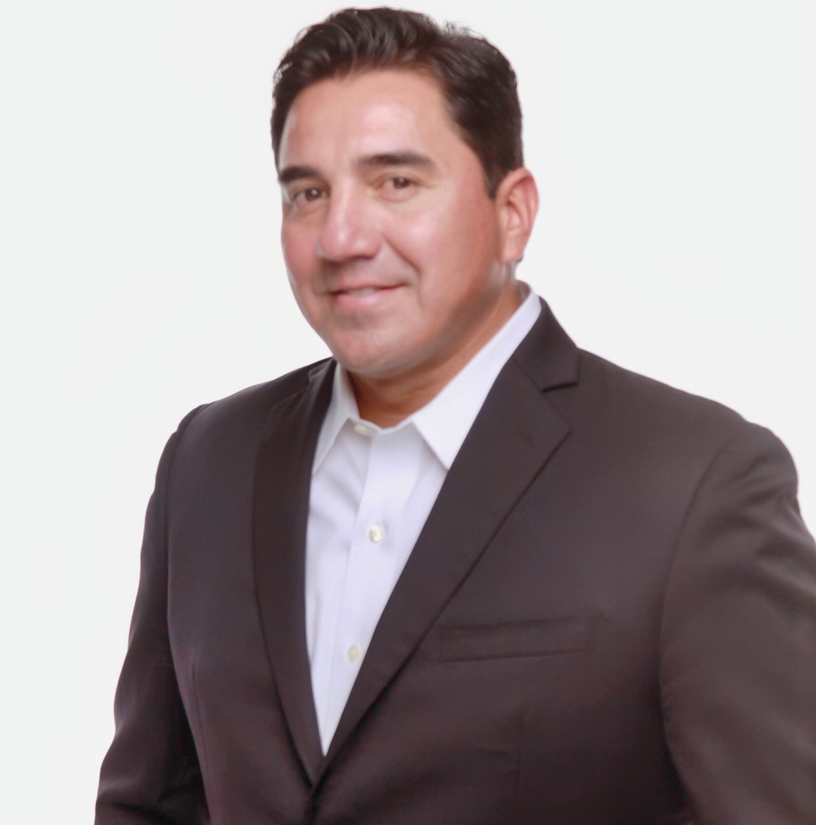 Manuel Barreras Headshot